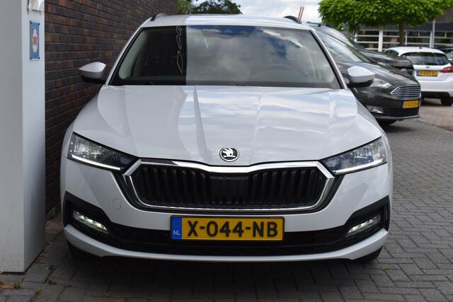 Skoda OCTAVIA Combi 1.0 e-TSI Ambition VirtualCockpit NAVI ECC