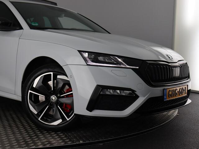 Skoda OCTAVIA Combi 1.4 TSI RS iV PHEV Business (Pano / Camera / Stoelverwarming / Matrix led / Keyless)