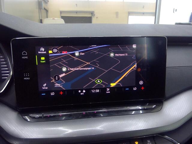 Skoda OCTAVIA Combi 1.0 e-TSi Ambition Mild Hybrid Automaat / Trekhaak / Stuurverwarming / Navigatie / Cruise Adaptive