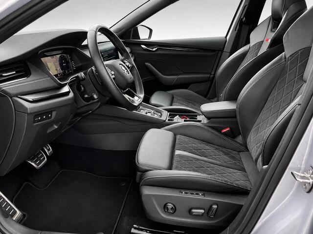 Skoda OCTAVIA Combi 2.0 TSI iV RS keyless entry Pano Head Up Elk Stoel vertsteling met Memory 19 Inch
