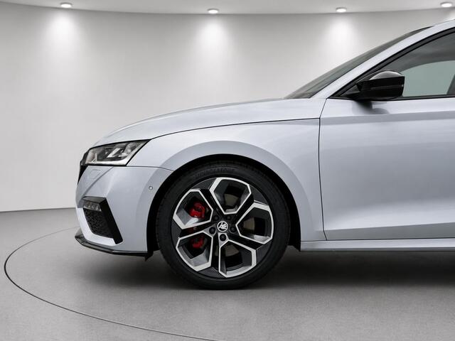 Skoda OCTAVIA Combi 2.0 TSI iV RS keyless entry Pano Head Up Elk Stoel vertsteling met Memory 19 Inch