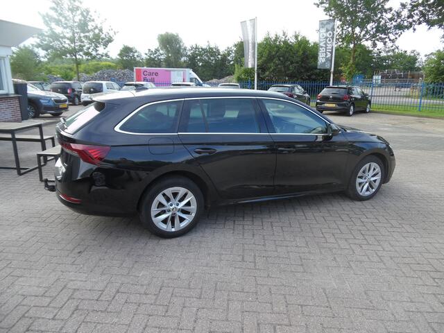 Skoda OCTAVIA Combi 1.0 e-TSI Business Edition Plus