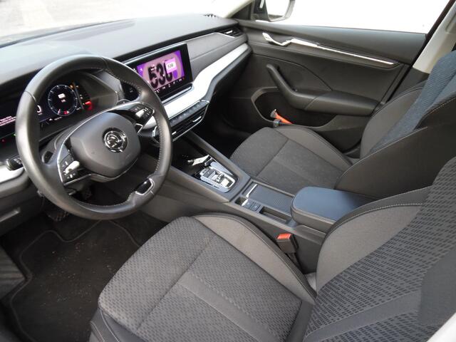 Skoda OCTAVIA Combi 1.0 e-TSI Business Edition Plus