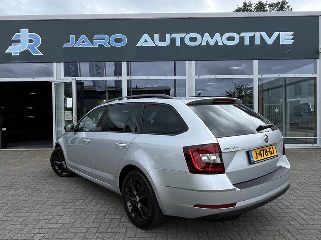 Skoda OCTAVIA Combi 1.0 TSI Greentech Sport Business | Apple Carplay / Android Auto | PDC achter | Dealeronderhouden auto van 1e eigenaar