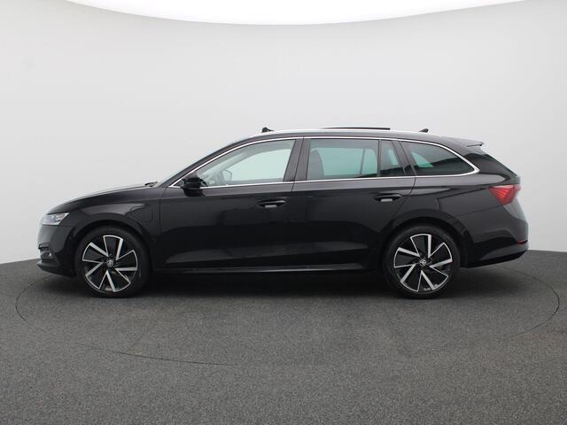 Skoda OCTAVIA Combi 1.4 TSI iV PHEV Business Edition Plus 204PK DSG SOH 98%, Trekhaak, Pano-Schuifdak, Head-Up Display, Virtual Pedal, Achteruitrijcamera, Keyless, Voorruitverwarming, Memorystoel