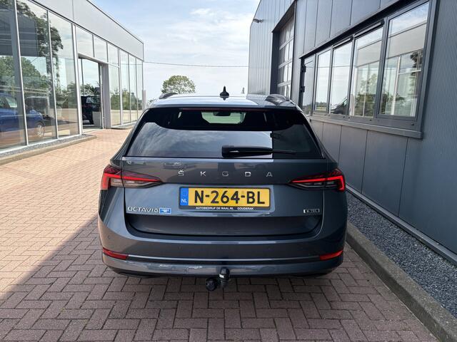 Skoda OCTAVIA Combi 1.0 e-TSi DSG Sport Business TREKHAAK/ADAPT.CRUISE/CARPLAY/18INCH/WINTERPACK