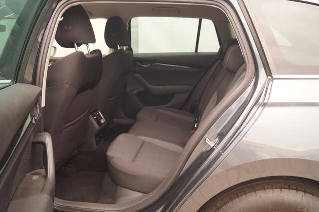 Skoda OCTAVIA Combi 1.6 TDI 115pk Ambition -NAVI-ECC-PDC-