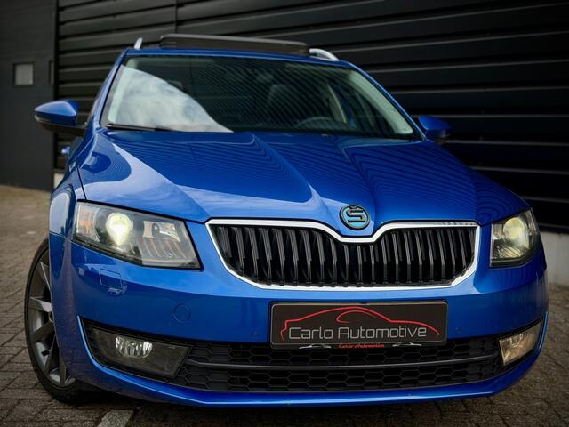 Skoda OCTAVIA Combi 2.0 TDI 150PK! AUT|PANO|CAMERA|CARPLAY|KEYLESS|DCC|LEER