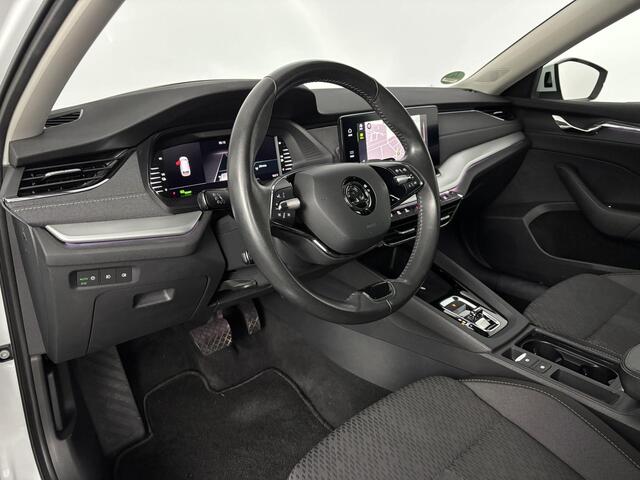 Skoda OCTAVIA Combi 1.4 TSI iV PHEV Style | Stoelverwarming | Elektrisch bedienbare stoelen