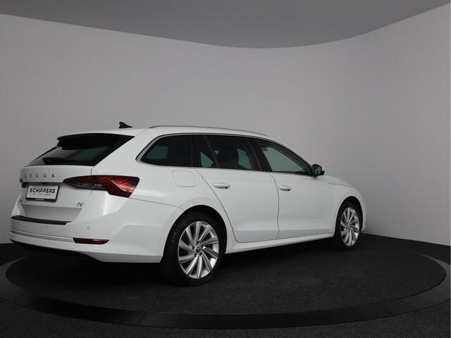Skoda OCTAVIA Combi 1.4 TSI iV PHEV Style | Stoelverwarming | Elektrisch bedienbare stoelen