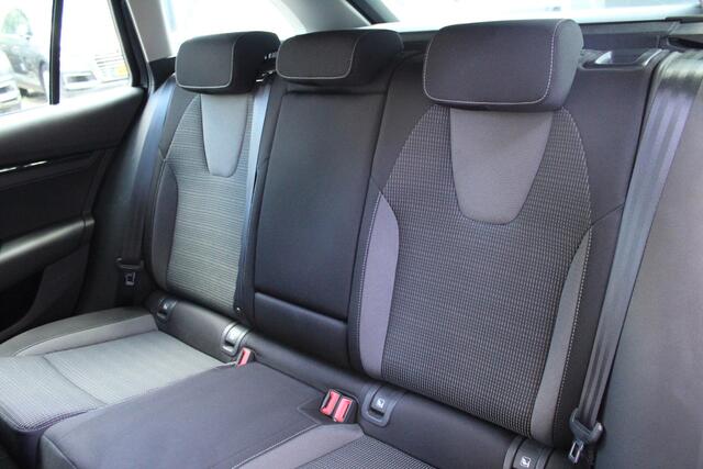 Skoda OCTAVIA Combi 1.5 e-TSI Ambition | LED | Virtual | Trekhaak