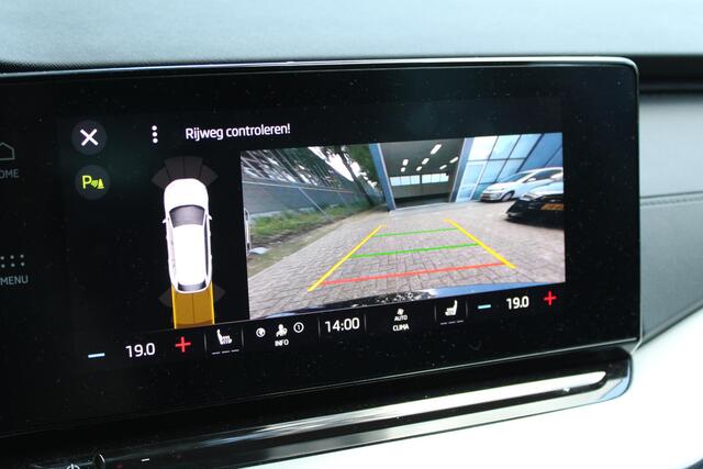 Skoda OCTAVIA Combi 1.5 e-TSI Ambition | LED | Virtual | Trekhaak