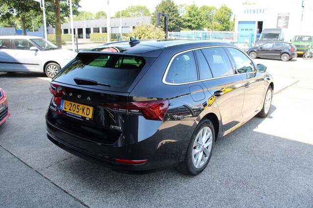 Skoda OCTAVIA Combi 1.0 TSI Bns Ed. Plus