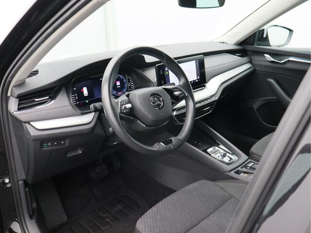 Skoda OCTAVIA Combi 1.0 e-TSI Business Edition Plus/ automaat/ zeer mooi!