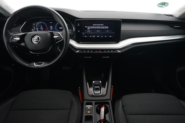 Skoda OCTAVIA Combi 1.0 e-TSI Business Edition | Stoelverwarming