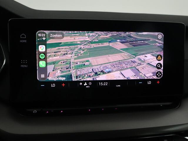 Skoda OCTAVIA Combi 1.0 TSI RACE BLUE + WEGKL. TREKHAAK | VIRTUAL COCKPIT | APPLE CARPLAY | NAVIGATIE | LED