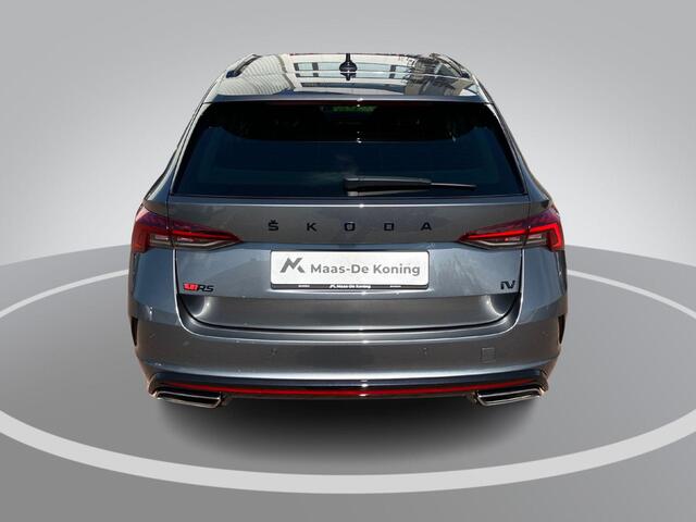 Skoda OCTAVIA Combi 1.4TSI iV PHEV 180kW/245PK RS · CANTON Audio · Navigatie · Apple/Android Car Play · Parkeersensoren