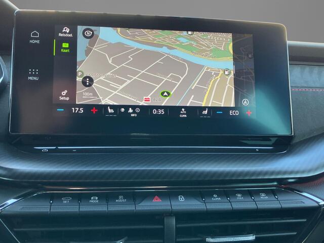 Skoda OCTAVIA Combi 1.4TSI iV PHEV 180kW/245PK RS · CANTON Audio · Navigatie · Apple/Android Car Play · Parkeersensoren