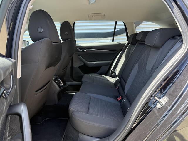 Skoda OCTAVIA Combi 1.0 TSI Business Edition 2e Eigenaar|Clima|Cruise|Carplay|Elek achterklep|PDC V+A|N.A.P|APK tot 12-2026