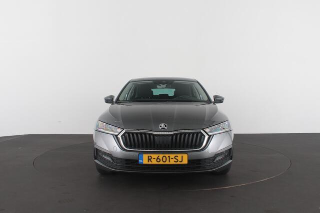 Skoda OCTAVIA 1.5 e-TSI Tour Editie > Trekhaak/ACC/18 inch/Keyless/All season banden