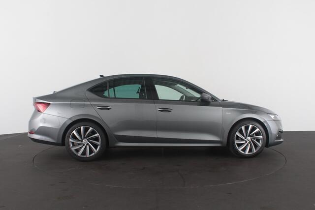 Skoda OCTAVIA 1.5 e-TSI Tour Editie > Trekhaak/ACC/18 inch/Keyless/All season banden