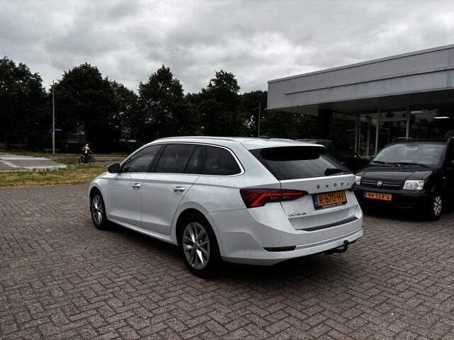 Skoda OCTAVIA Combi 1.0 TSI Business Edition Virtual cockpit Pdc Applecarplay Trekhaak Nap