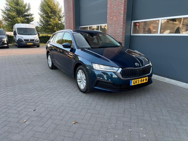 Skoda OCTAVIA 1.5 E-TSI BNSED.PLUS
