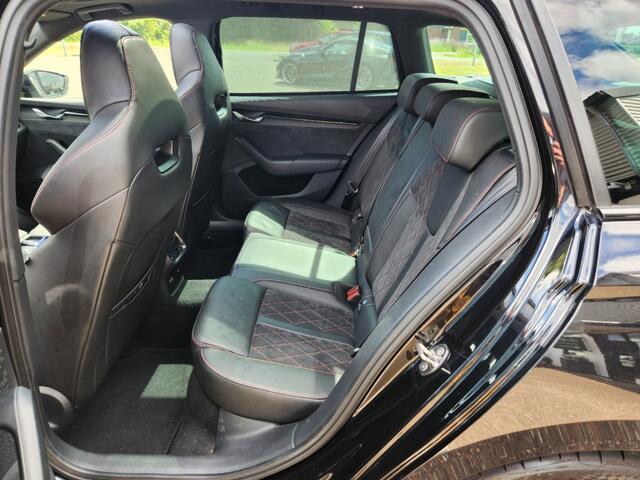 Skoda OCTAVIA 1.4 TSI RS IV Business, Pano, HuD, Memory, Canton Audio, Matrix LED, Keyless