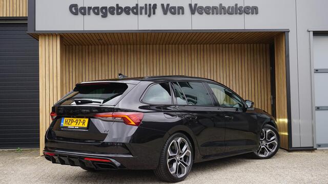 Skoda OCTAVIA Combi 1.4 TSI 245pk RS iV PHEV Pano Cruise HUD Canton *Black optik* stuurverw Virtual Keyless 19 inch LM elek stoel *Nette Skoda*