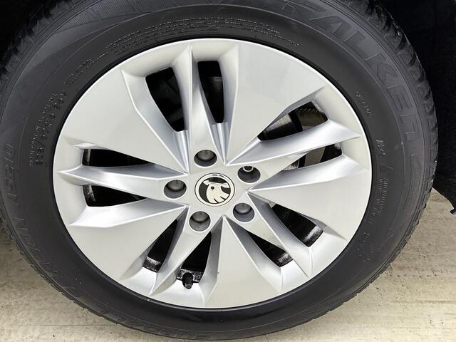 Skoda OCTAVIA Combi 2.0 Crtdi Ambition | Navi | Clima |