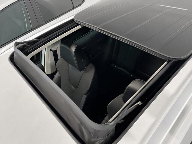 Skoda OCTAVIA Combi 1.4 TSI 204pk DSG iV PHEV Business Edition Plus / Panorama dak / Achteruitrij camera / Stoelverwarming voor + achter / 18'' LMV P4