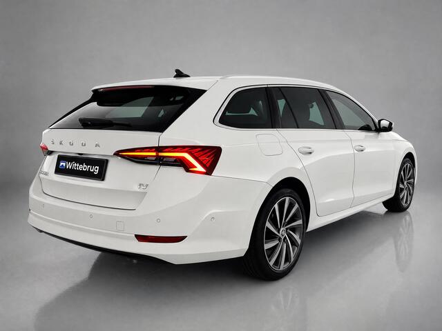 Skoda OCTAVIA Combi 1.4 TSI 204pk DSG iV PHEV Business Edition Plus / Panorama dak / Achteruitrij camera / Stoelverwarming voor + achter / 18'' LMV P4