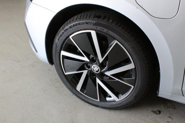 Skoda OCTAVIA Combi 1.4 TSI iV PHEV Business Edition | TREKHAAK | CRUISE | DAB-RADIO | PDC | CLIMA | STOEL-VERW | NAVIGATIE | LED |