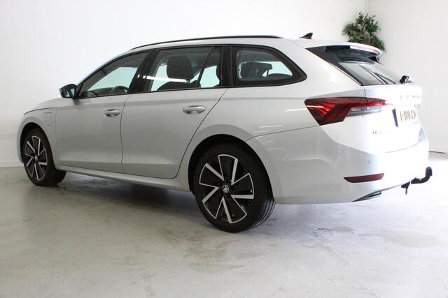 Skoda OCTAVIA Combi 1.4 TSI iV PHEV Business Edition | TREKHAAK | CRUISE | DAB-RADIO | PDC | CLIMA | STOEL-VERW | NAVIGATIE | LED |