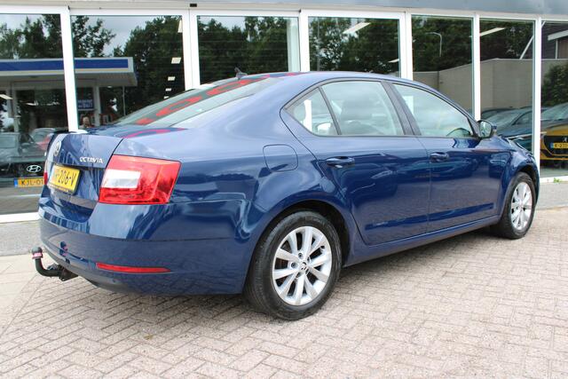 Skoda OCTAVIA 1.0 TSI Greentech Ambition Business