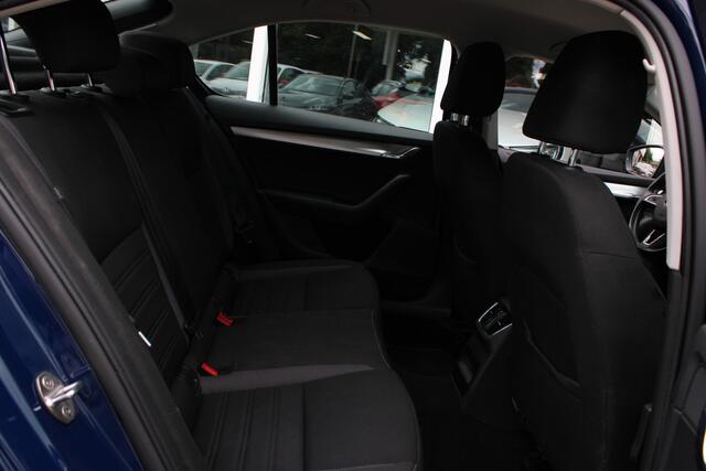 Skoda OCTAVIA 1.0 TSI Greentech Ambition Business