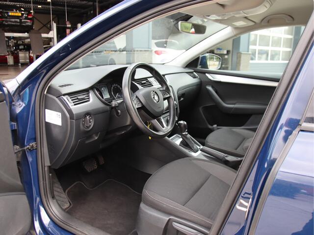 Skoda OCTAVIA Combi 1.0 TSI Greentech Ambition Carplay, Cruise, PDC, NAP Zomeractie!