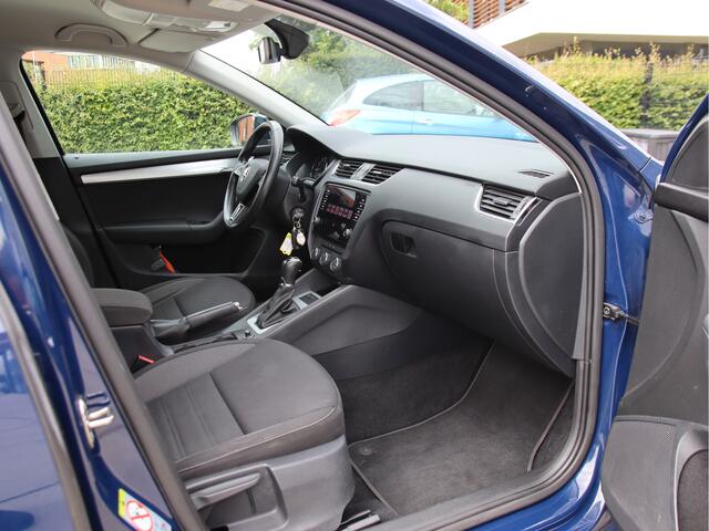 Skoda OCTAVIA Combi 1.0 TSI Greentech Ambition Carplay, Cruise, PDC, NAP Zomeractie!