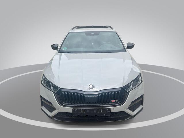 Skoda OCTAVIA Combi 1.4 TSI 245pk DSG RS iV PHEV Business · Panoramadak · Apple/Android Car Play · Elek. Voorstoelen · P-Sensoren · 18'' Inch ·