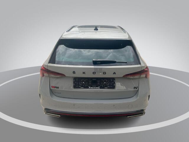 Skoda OCTAVIA Combi 1.4 TSI 245pk DSG RS iV PHEV Business · Panoramadak · Apple/Android Car Play · Elek. Voorstoelen · P-Sensoren · 18'' Inch ·