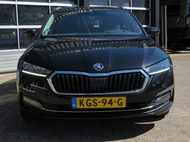 Skoda OCTAVIA 1.4 TSI IV 204pk Business Plus / Camera / Head up / Stuur en stoelverw. / Elec.klep / Memory sportstoel / BOVAG garantie