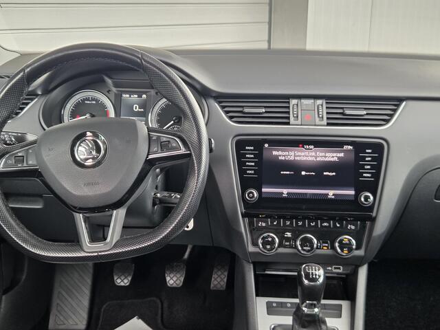 Skoda OCTAVIA 1.4 TSI 150PK, Greentech Clever Edition Trekhaak, Stoelverwarming, Half leder,