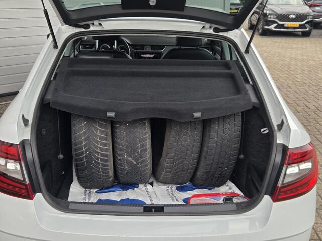 Skoda OCTAVIA 1.4 TSI 150PK, Greentech Clever Edition Trekhaak, Stoelverwarming, Half leder,