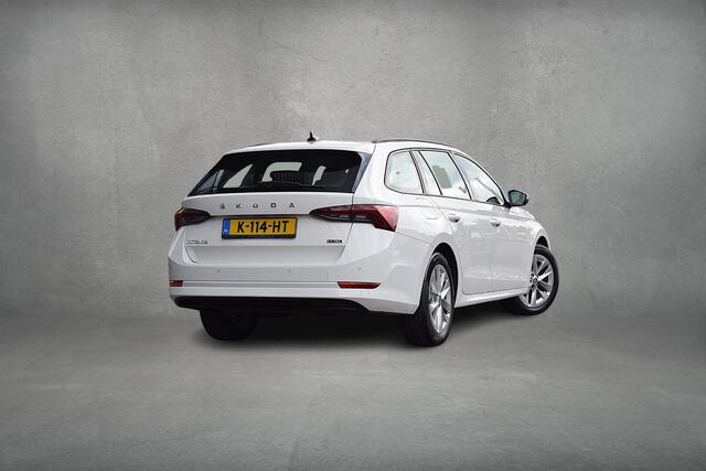 Skoda OCTAVIA Combi 1.0 e-TSI Business Edition | Apple CarPlay | Stoelverw. | Climate | Cruise