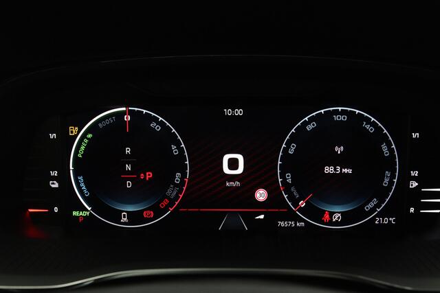 Skoda OCTAVIA Combi 1.4 TSI RS 245 PK iV PHEV Business, Trekhaak, Camera, Adap. Cruise Control, 4 x Stoelverwarming