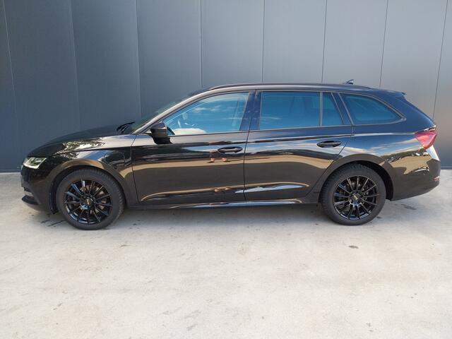 Skoda OCTAVIA 1.4 TSI iV PHEV 1e EIGENAAR CAMERA VIRTUAL COCKPIT SFEER VERLICHTING LED NAVI ECC PARK ASSIST XENON