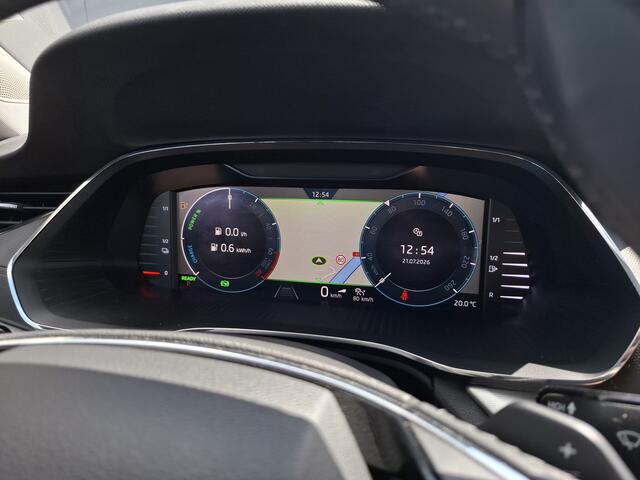 Skoda OCTAVIA 1.4 TSI iV PHEV 1e EIGENAAR CAMERA VIRTUAL COCKPIT SFEER VERLICHTING LED NAVI ECC PARK ASSIST XENON