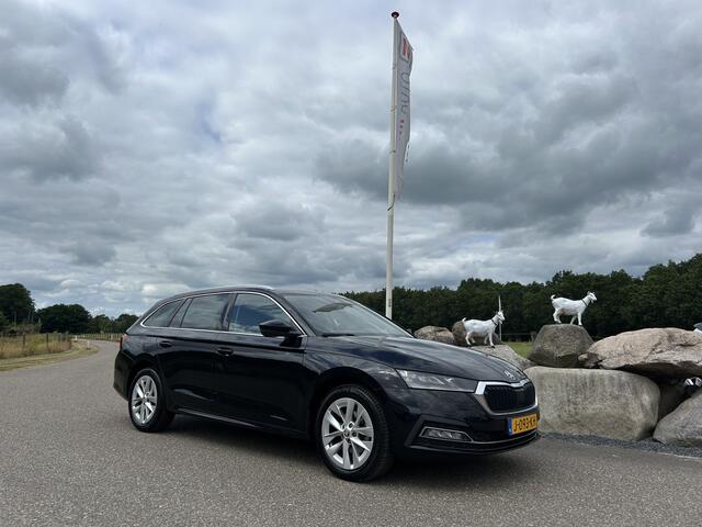 Skoda OCTAVIA Combi 1.5 TSI 150 PK First Edition 1e EIGENAAR VIRTUAL COCKPIT ADAPT CRUISE NAVI ECC