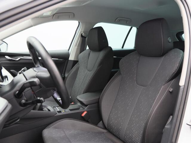 Skoda OCTAVIA Combi 1.0 TSi 115 Pk Business Edition Plus | Adaptive Cruise | Stoelverwarming | Climatronic | Navigatie | CarPlay | 17 inch | 74.398 Km !!