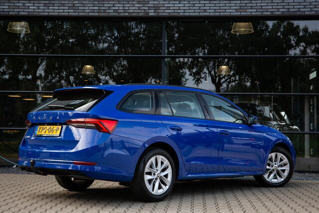 Skoda OCTAVIA Combi 1.4 TSI iV PHEV Style Business , Trekhaak, Carplay,